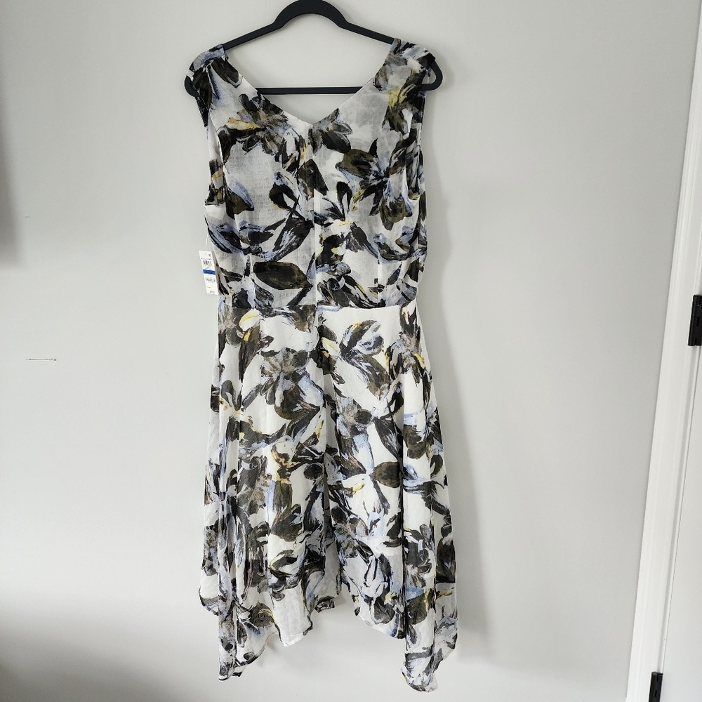 Bar III Dress Womens XL Handkerchief Hem Bayou Flower Flowy Sleeveless - Picture 6 of 6